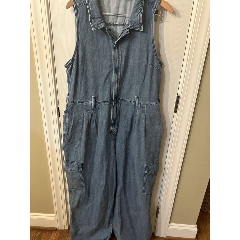 NWOT Universal Thread Women's 16 Cargo Sleeveless Zip Wide Leg Denim Jumpsuit